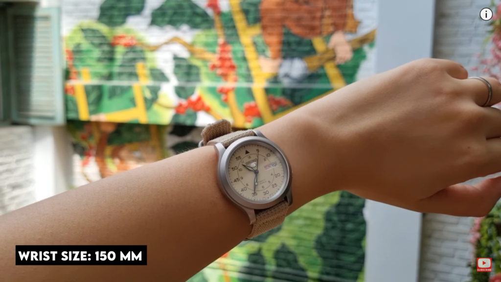 Ashley Tee YouTube Video, wristshot of Seiko SNK803, small wrist size of 150mm