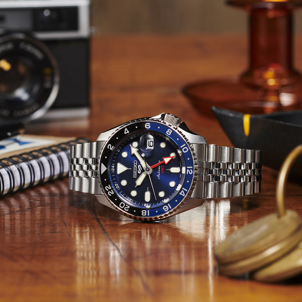 seiko 5 sports gmt ssk003 blue version on table